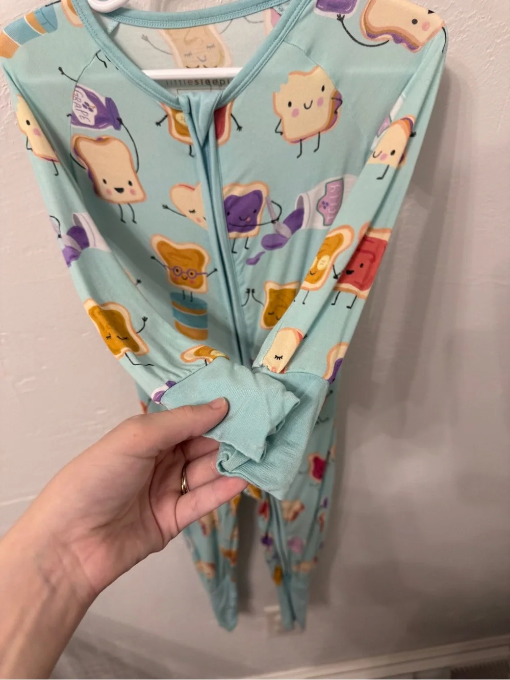 Little Sleepies Peanut Butter & Jelly Mint 2T Bamboo Zippy Pajama Toddled 2T